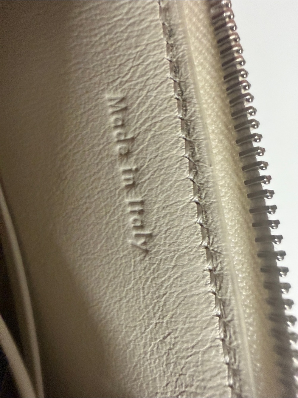 Celine Two-Tone Leather Pouch in Cream & Purple - Picture 4 of 6